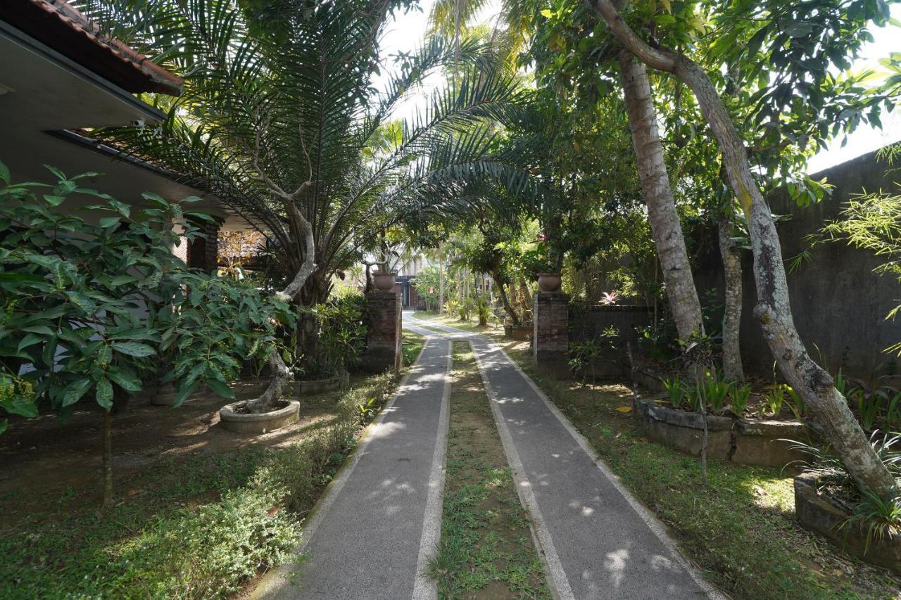 Oyo 1840 Kubu Ubud Hotel Ngoại thất bức ảnh